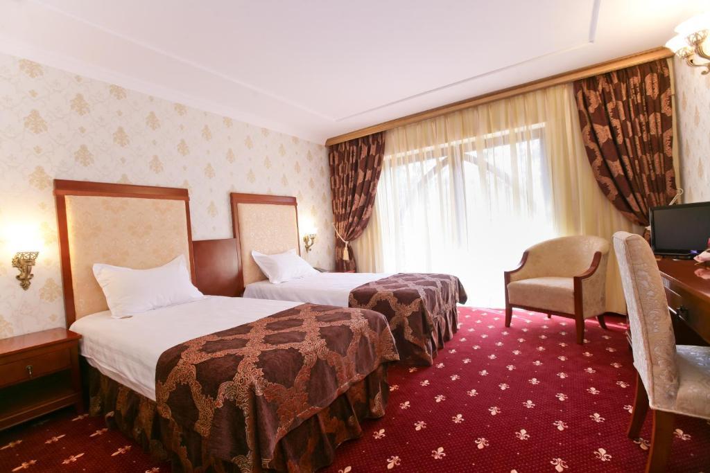 Hotel La Castel Iasi Room photo