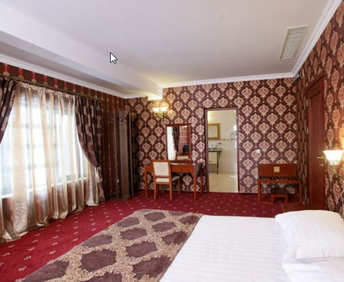 Hotel La Castel Iasi Exterior photo